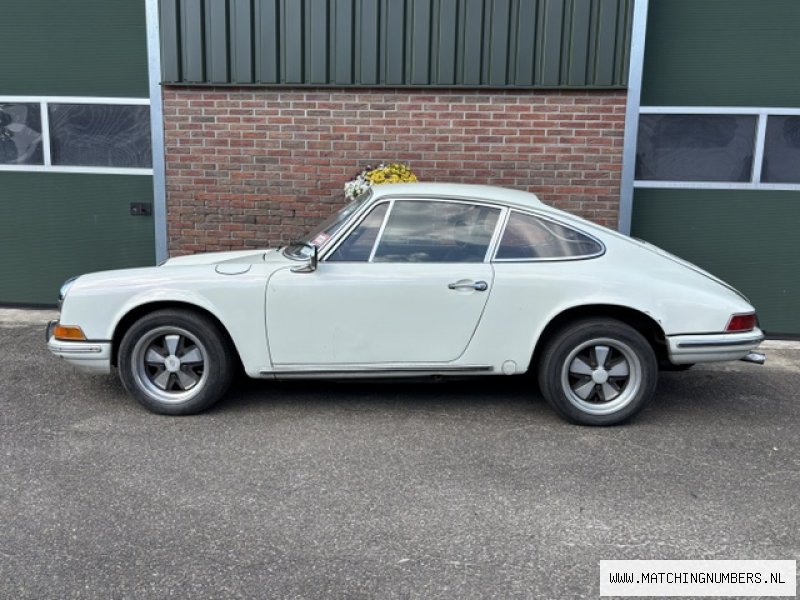 1969 - Porsche 911 2.0 Coupe Light Ivory